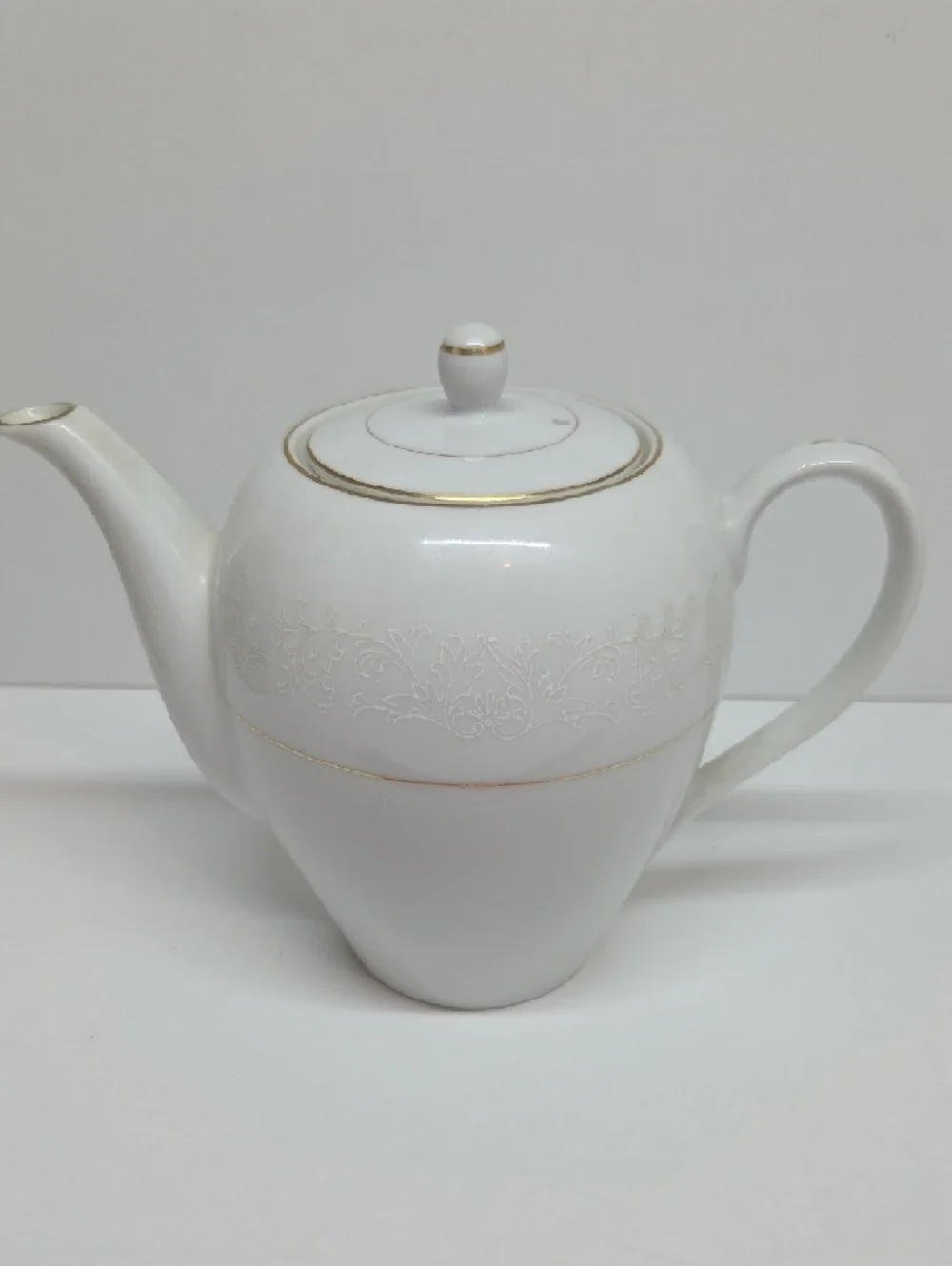 Tea Pot - Picture 4 of 11